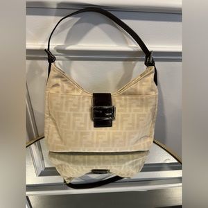 🤎🤍Fendi Zucca Monogram Shoulder Bag 🤎🤍